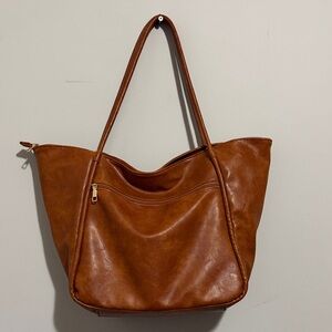 Chic Tan Leather Tote Bag